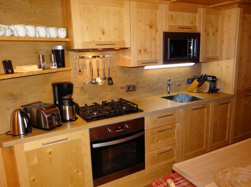 Chalet - Direkt Am 5 Sterne Campingplatz Aufenfeld Im Zillertal Mit Hallenbad Und Sauna Aschau Im Zillertal Εξωτερικό φωτογραφία