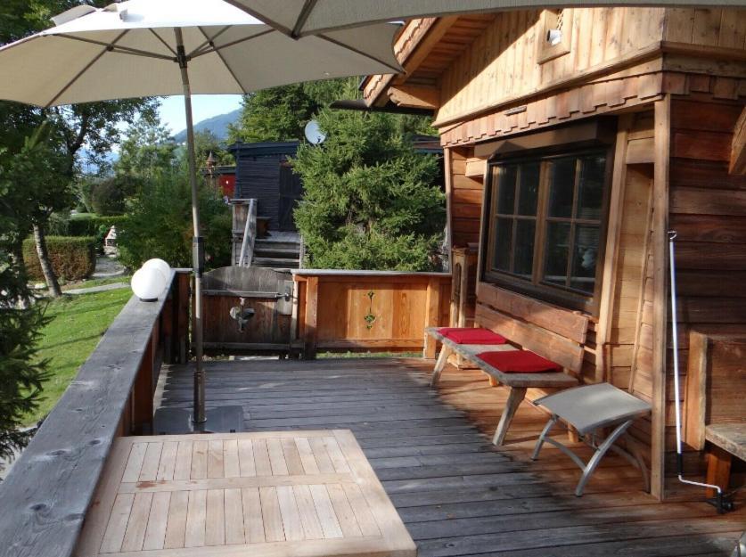 Chalet - Direkt Am 5 Sterne Campingplatz Aufenfeld Im Zillertal Mit Hallenbad Und Sauna Aschau Im Zillertal Εξωτερικό φωτογραφία